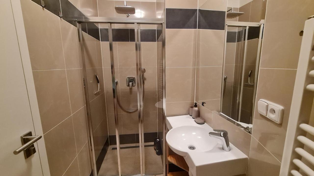 Apartment Near Congress Centre I. Prague Luaran gambar