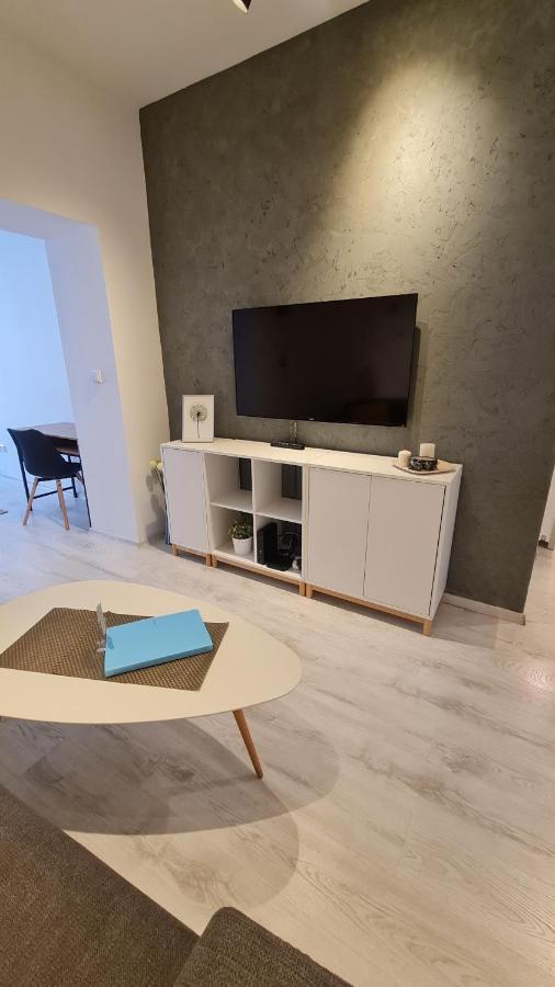 Apartment Near Congress Centre I. Prague Luaran gambar